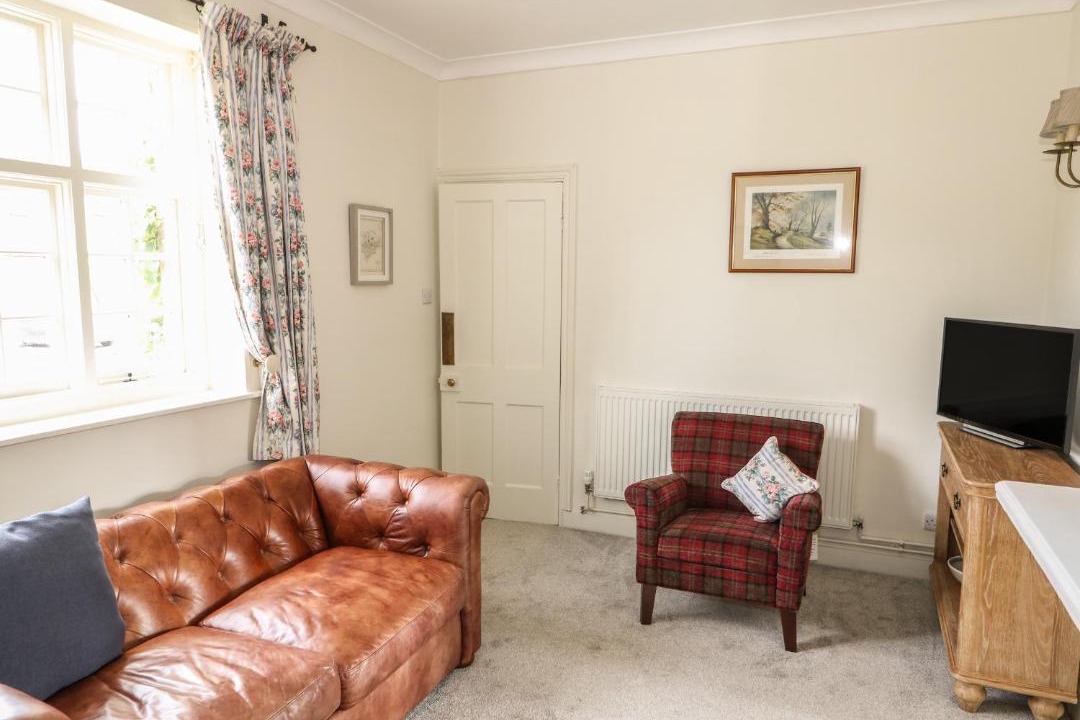 Photo of Others in Longdon