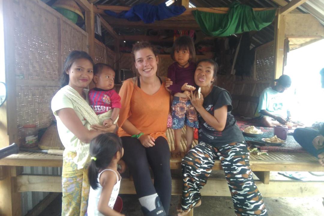 Photo of Human In Picture in Kecamatan Pringgasela