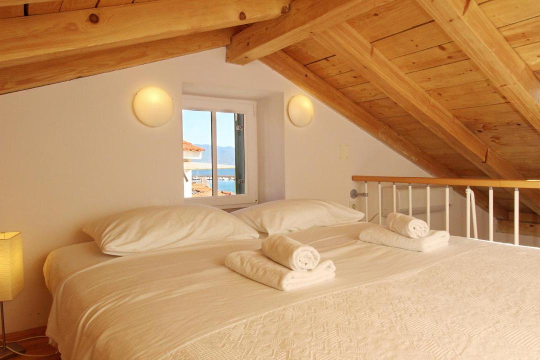 Photo of Bedroom in Baska
