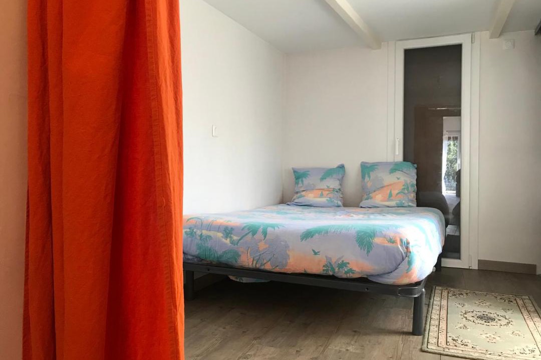 Photo of Bedroom in Bassens