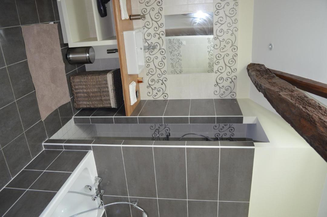 Photo of Others in Balzac