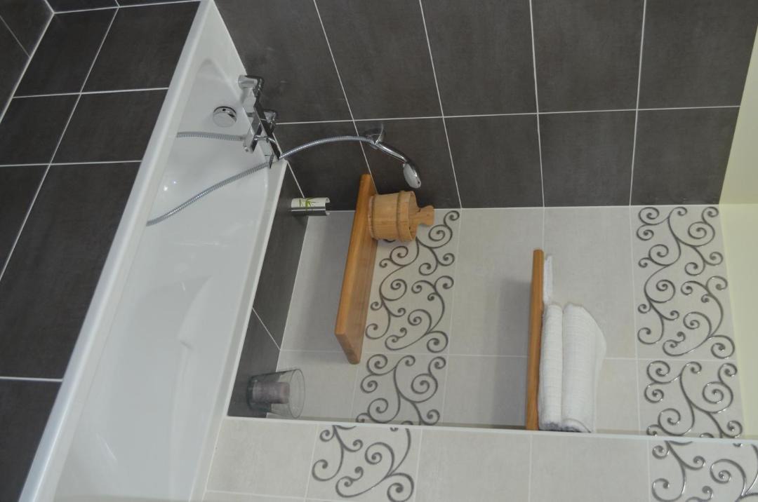 Photo of Others in Balzac