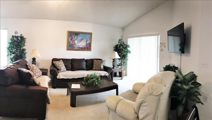 Photo of Livingroom in Haines City