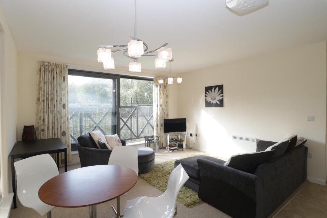 Photo of Livingroom in Street