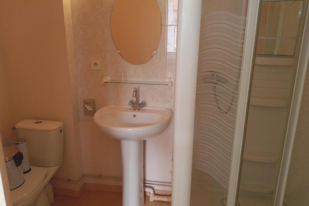 Photo of Bathroom in Savigny-en-Veron