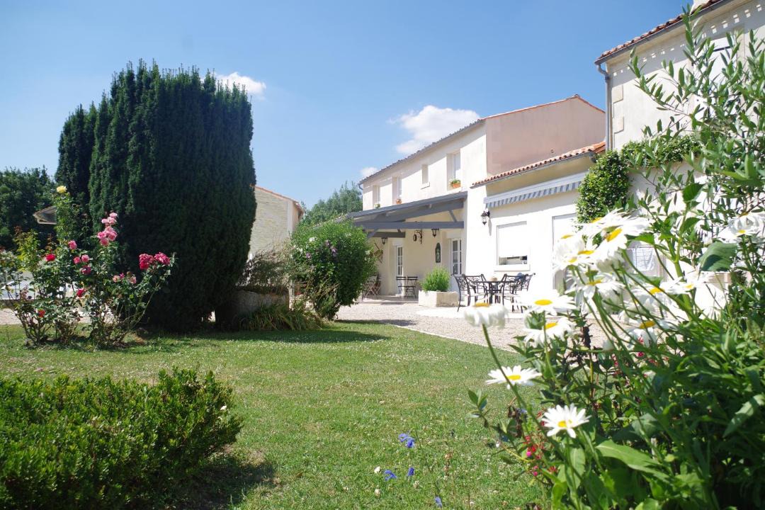 Photo of Others in Saint-Hilaire-la-Palud