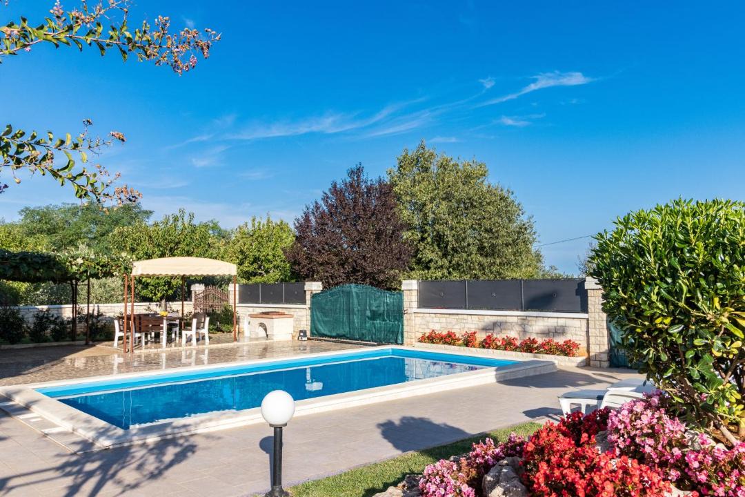 Photo of Outdoor in Radovani