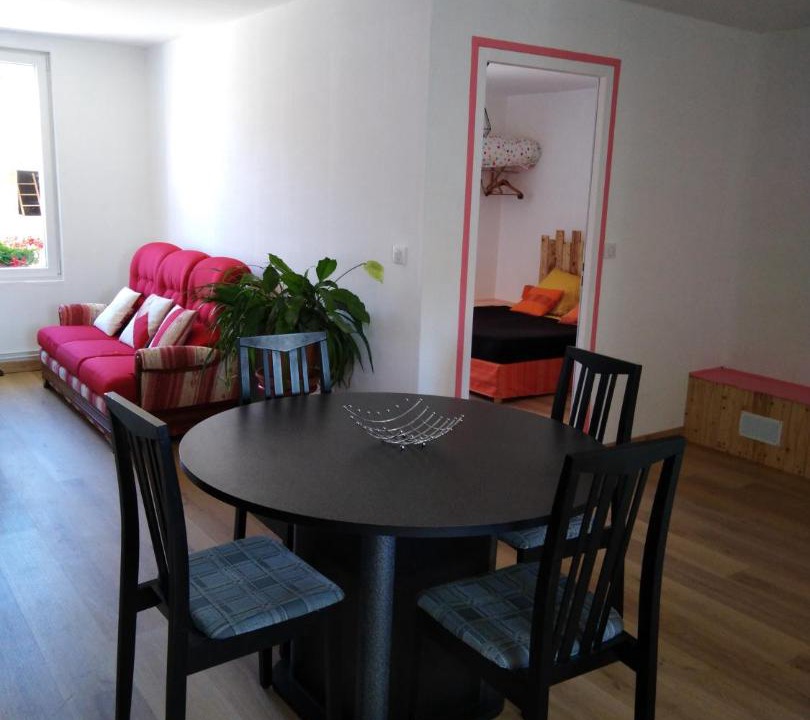 Photo of Livingroom in Onjon