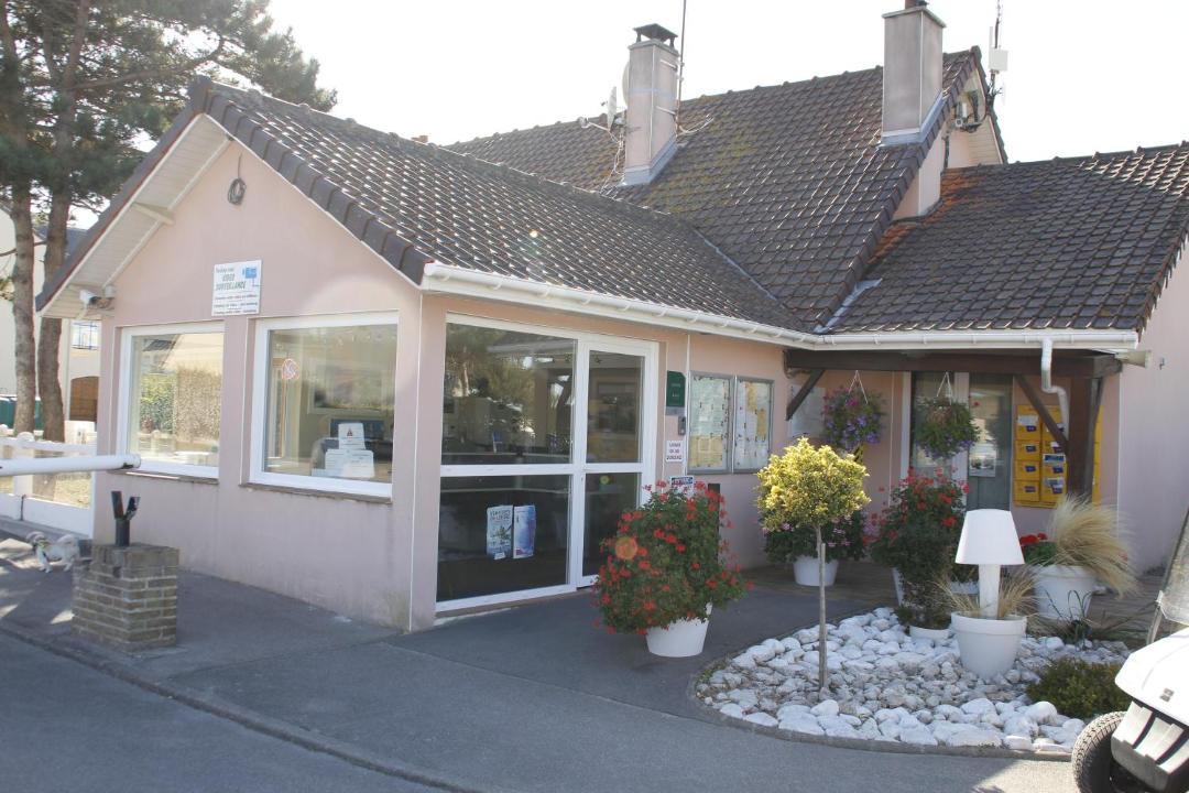 Photo of Others in Camiers