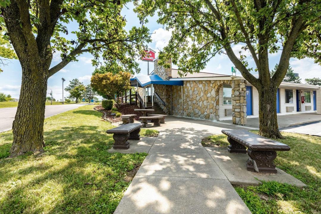 Photo of Others in Mansfield