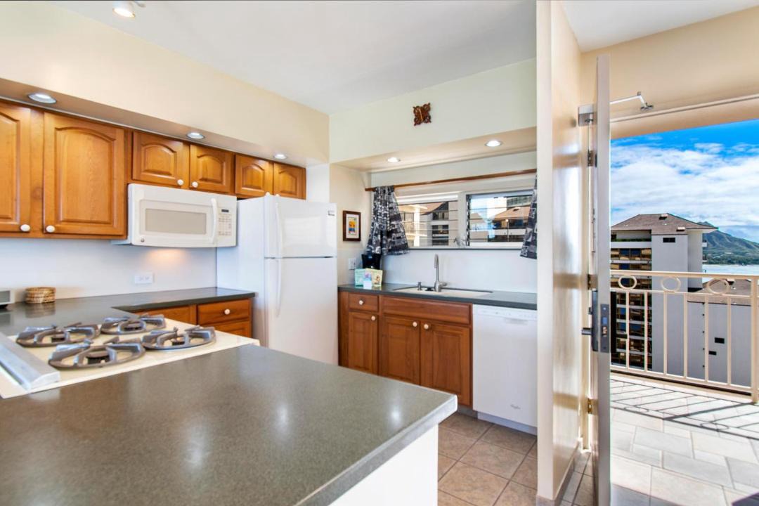 Photo of Kitchen in Waikiki