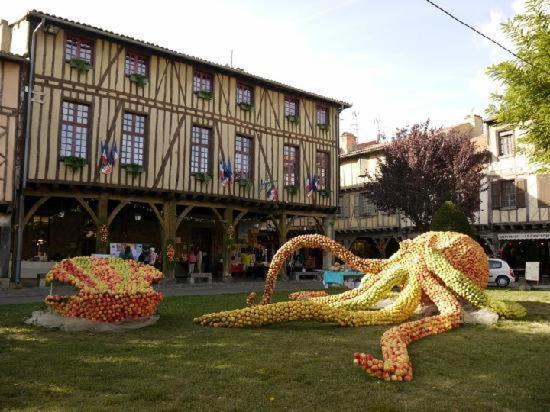Photo of Buildings in Quillan