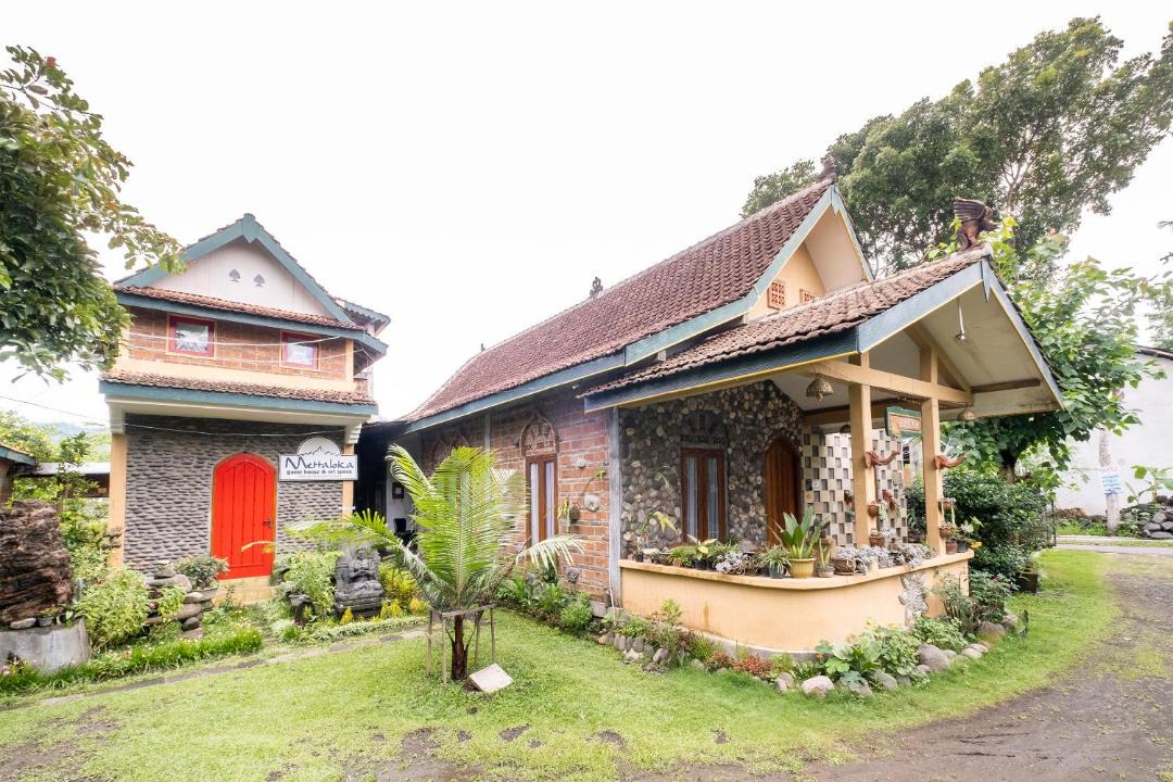 Photo of Others in Mendut