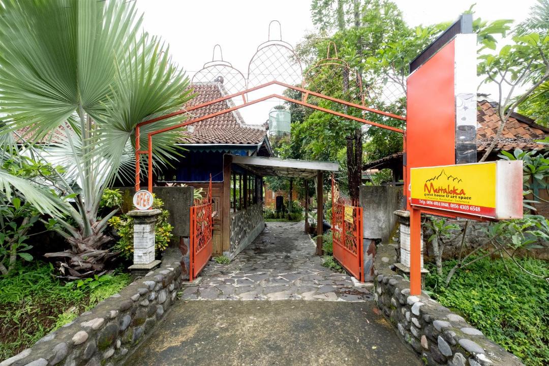 Photo of Others in Mendut