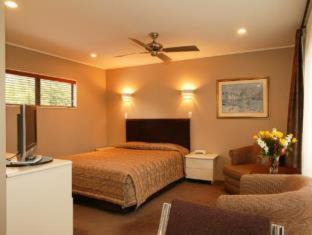 Photo of Others in Epsom