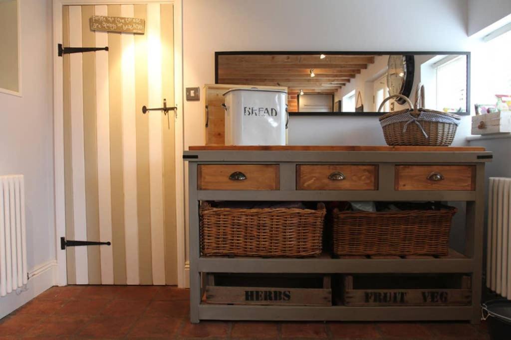 Photo of Others in Foxley