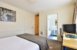 Photo of Others in Northcote