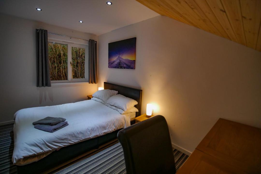 Photo of Bedroom in Pontneddfechan
