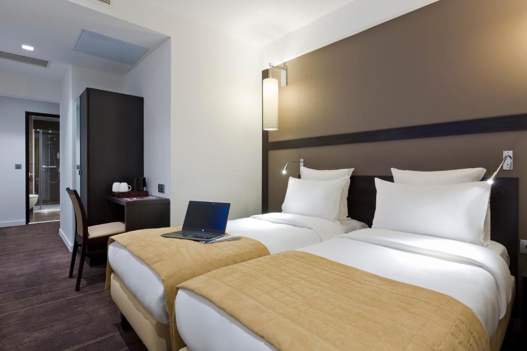 Photo of Others in Quartier de la Chapelle