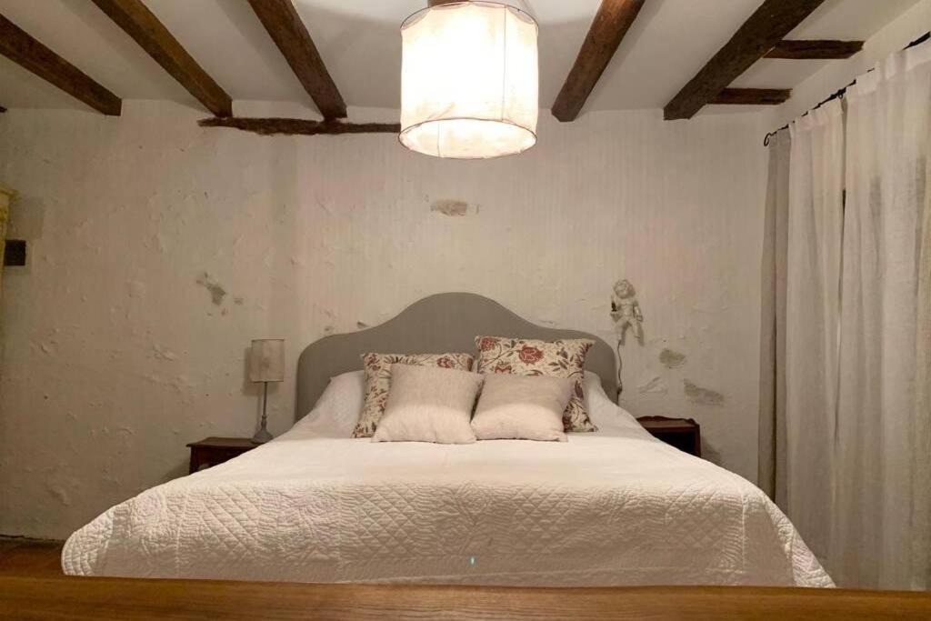 Photo of Bedroom in La Fontaine-Saint-Martin