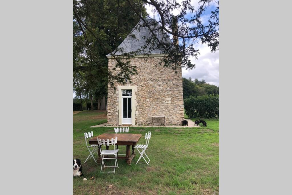 Photo of Others in La Fontaine-Saint-Martin