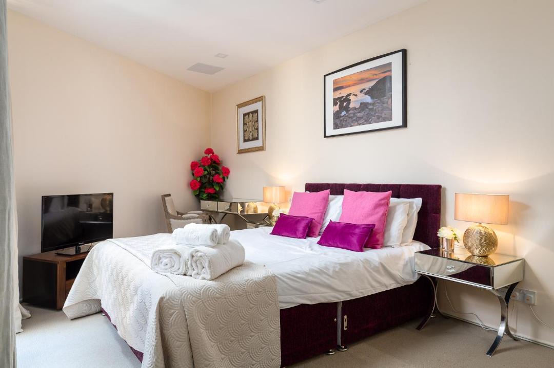Photo of Bedroom in Mayfair