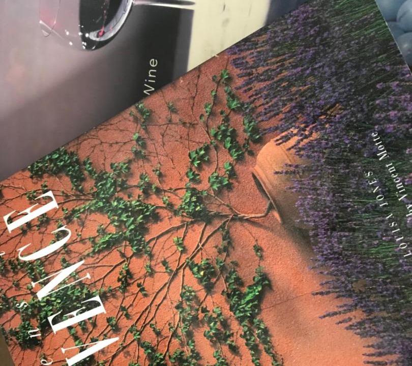 Photo of Human In Picture in Pezenas