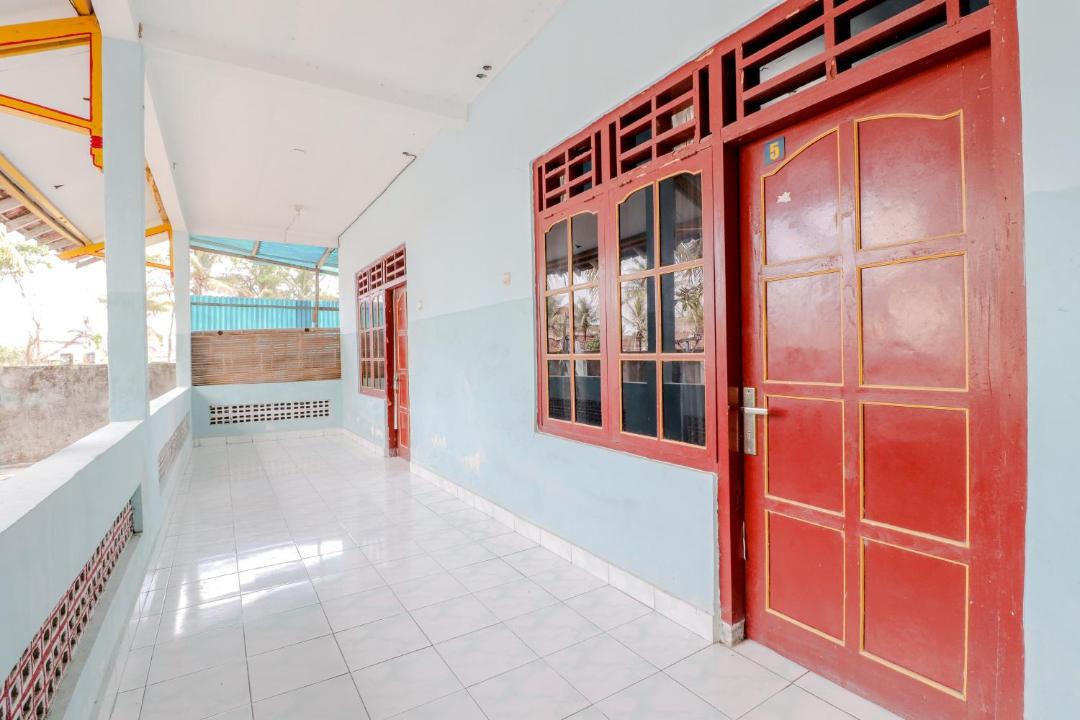 Photo of Others in Kretek