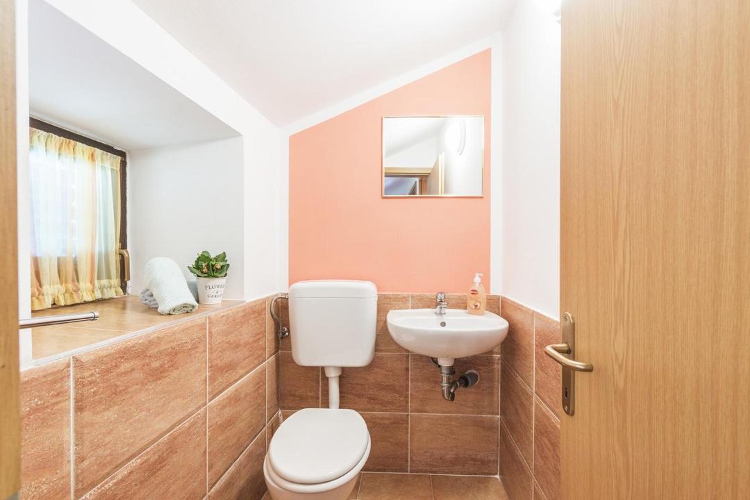 Photo of Bathroom in Orihi
