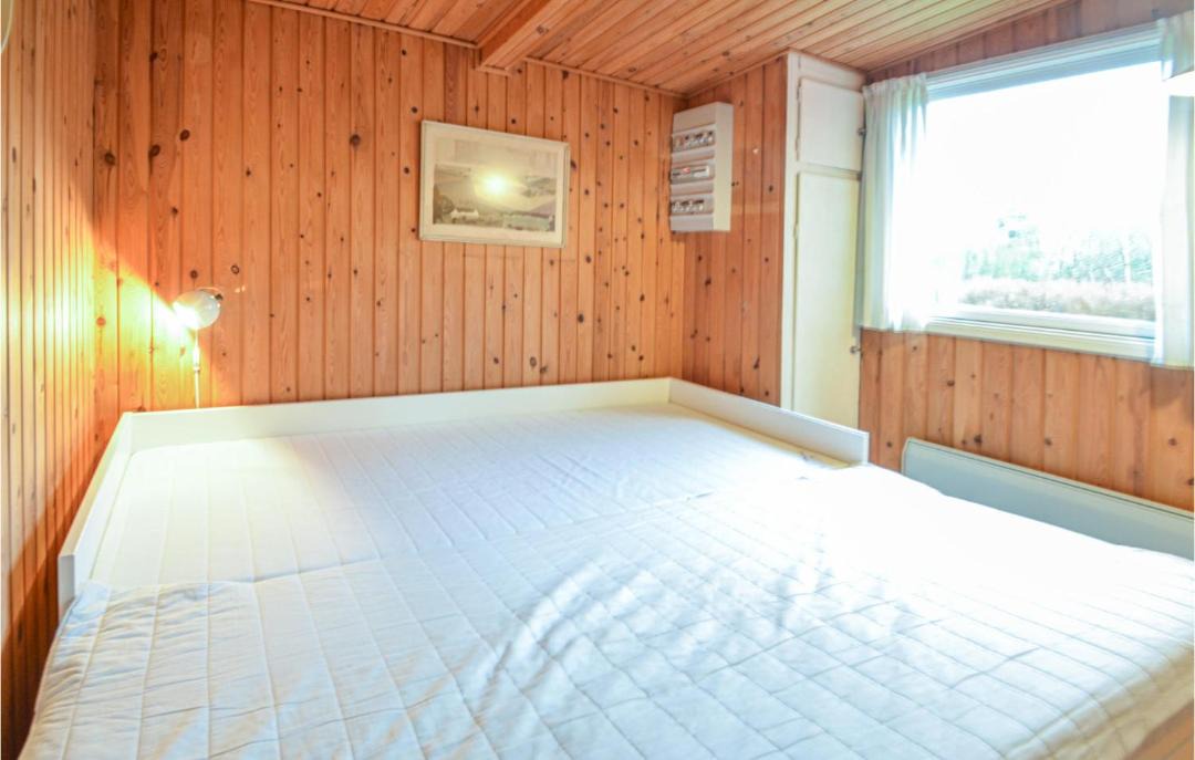 Photo of Bedroom in Fur