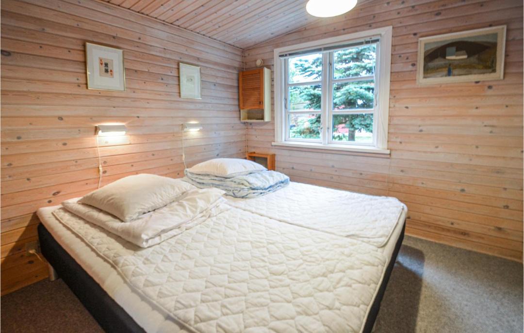 Photo of Bedroom in Fur