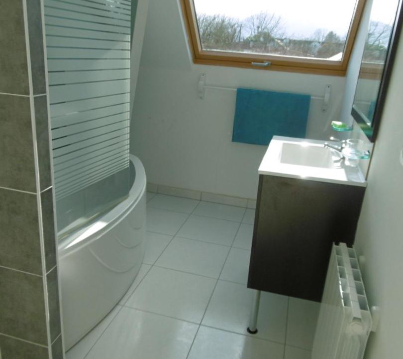 Photo of Bathroom in Nay