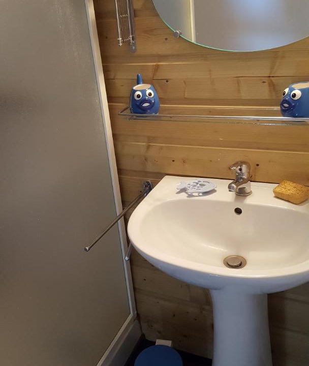 Photo of Bathroom in Hangest-en-Santerre