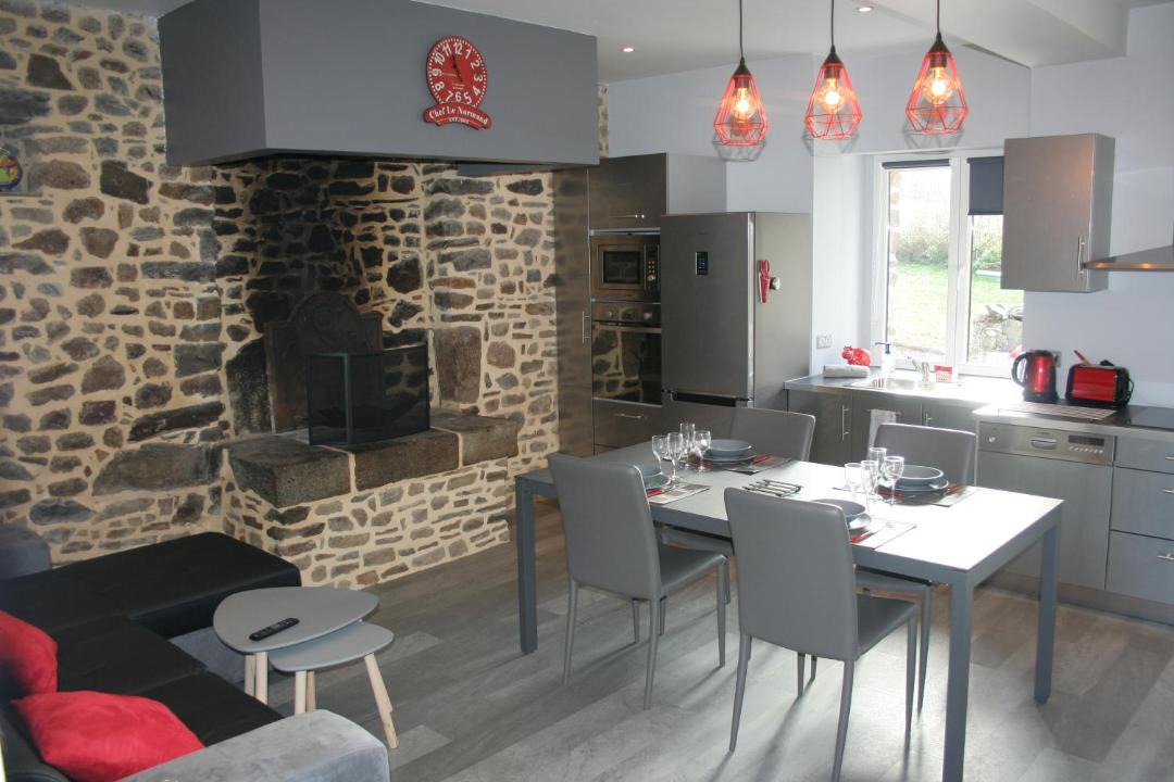 Photo of Kitchen in Saint-Senier-de-Beuvron