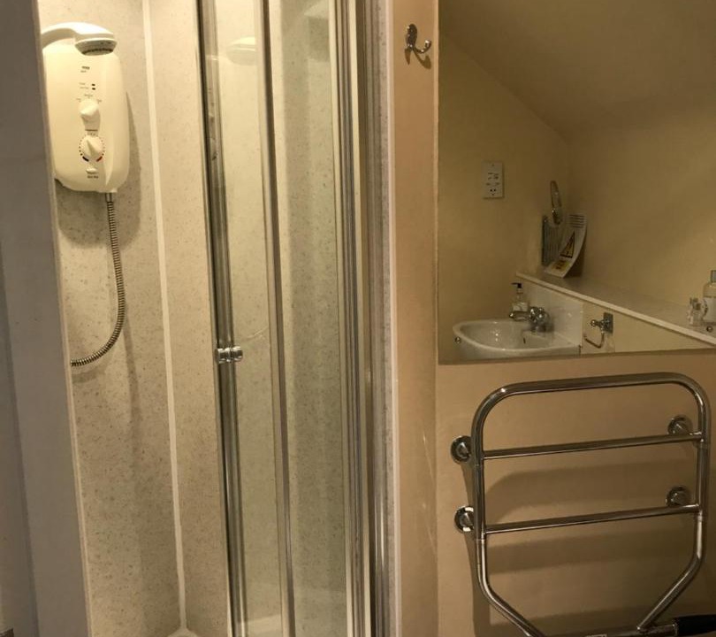 Photo of Bathroom in Hunspow