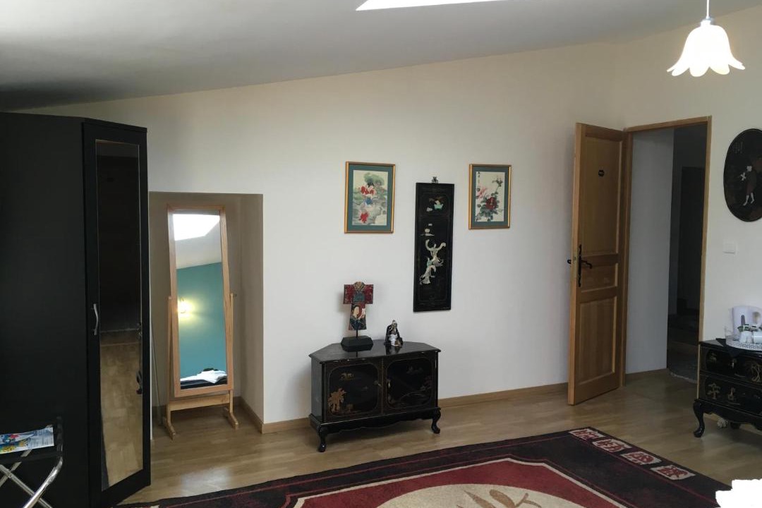 Photo of Others in Nouic