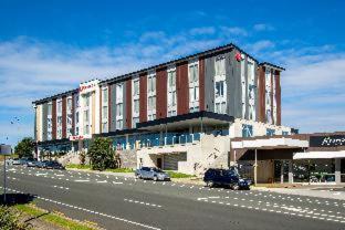 Photo of Others in Albany