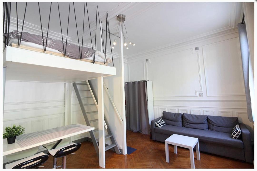 Photo of Livingroom in Quartier Vieux Marche-Cathedrale