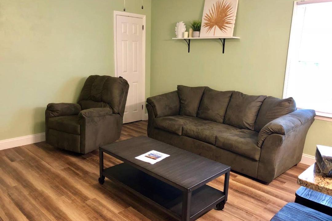 Photo of Livingroom in Willoughby Spit