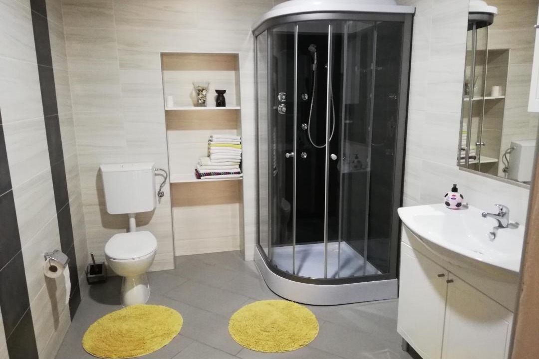 Photo of Bathroom in Bregi