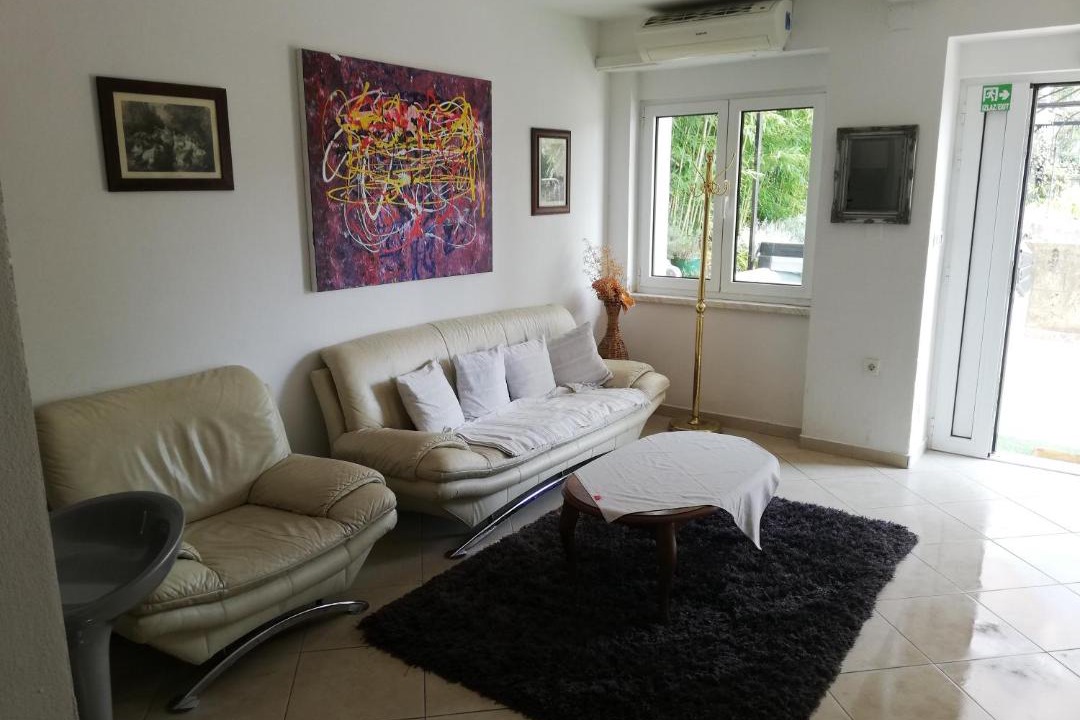 Photo of Livingroom in Bregi