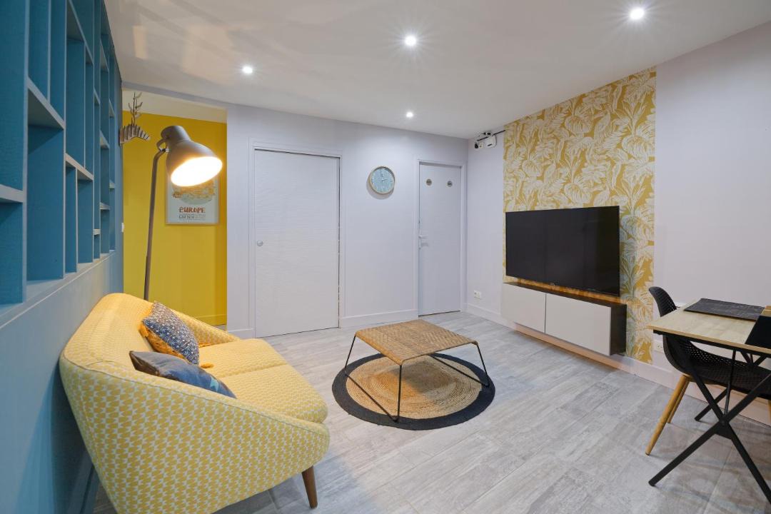 Photo of Others in Carvin