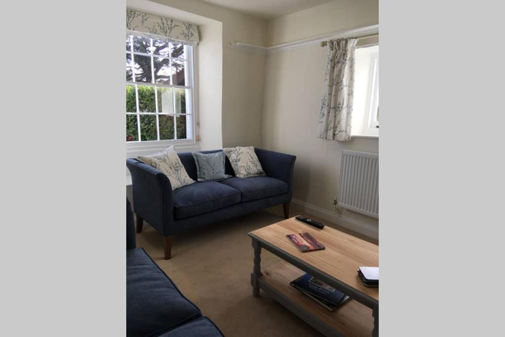 Photo of Livingroom in Exmouth