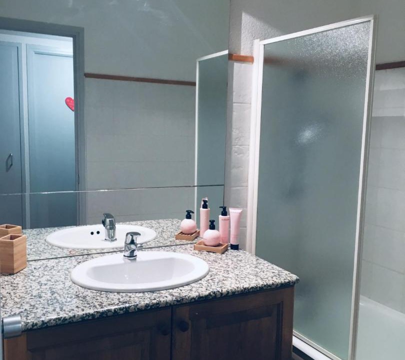Photo of Bathroom in Superbolquere