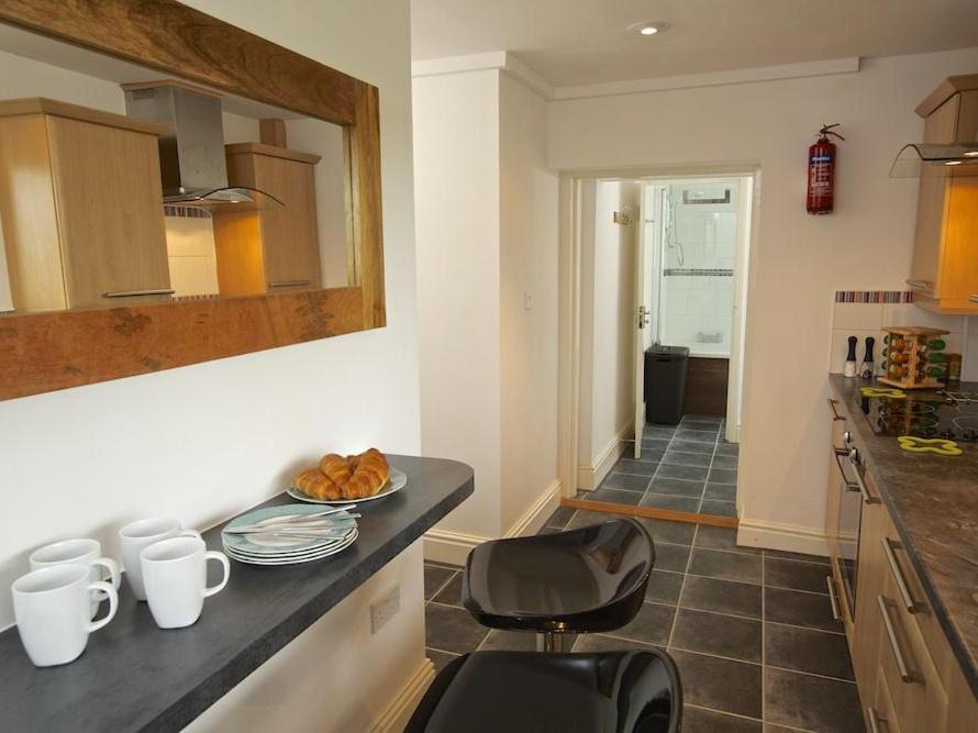 Photo of Others in Hope-Cove