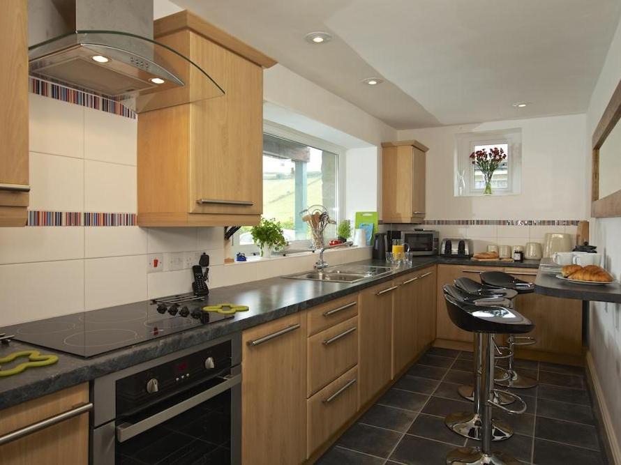 Photo of Others in Hope-Cove