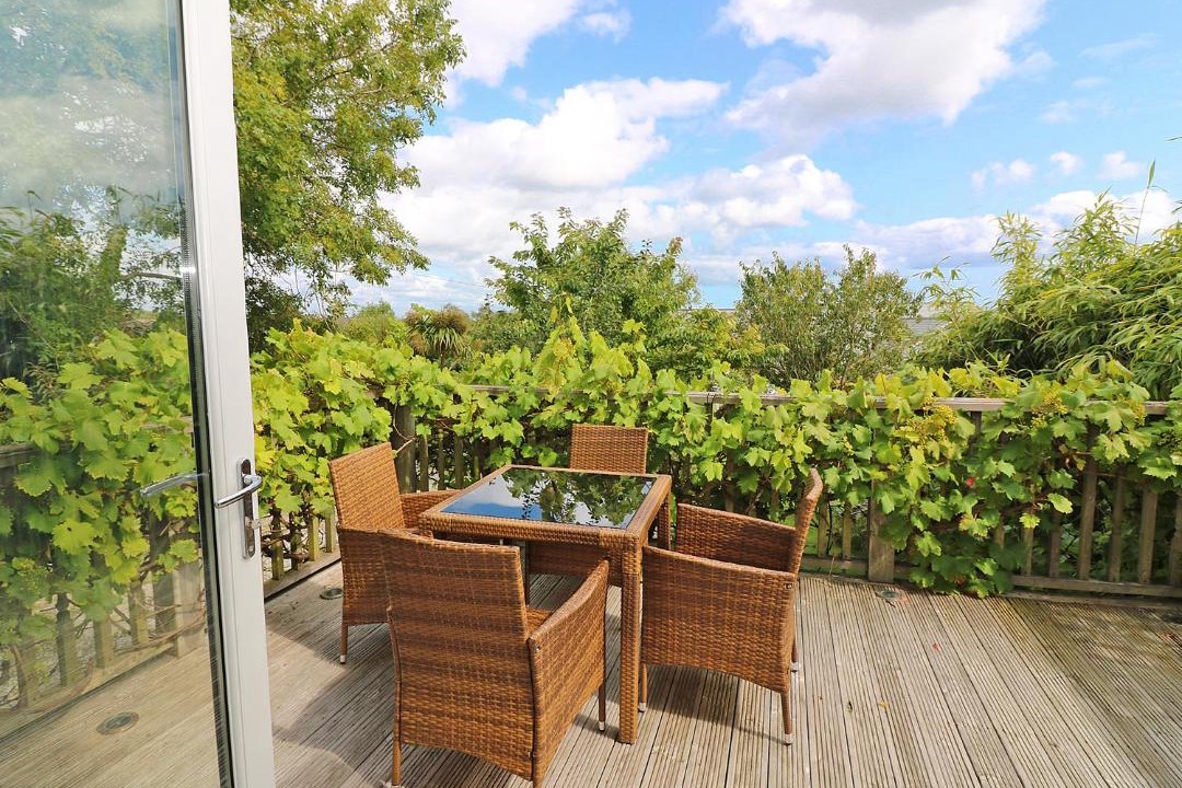 Photo of Patio Balcony in Boscundle