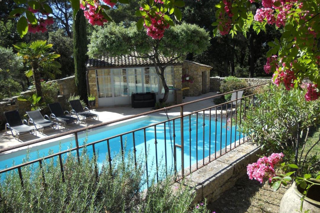 Photo of Others in Faucon