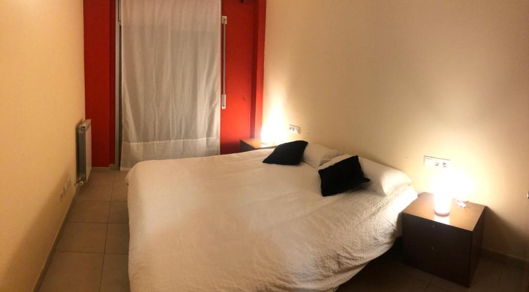 Photo of Bedroom in Figueres