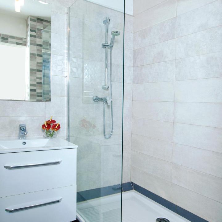 Photo of Bathroom in 7th Arrondissement